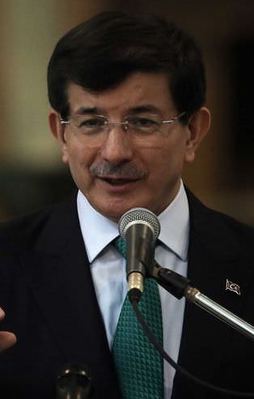 Davutoğlu'ndan çarpıcı açıklamalar