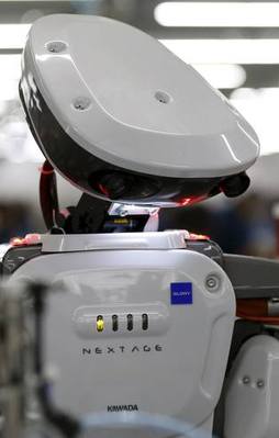 Robot işçiyi öldürdü