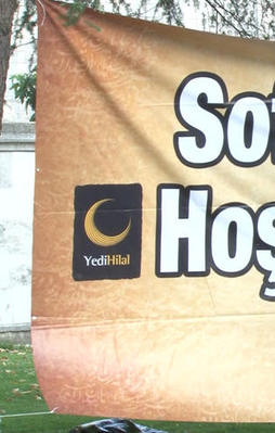 Medine usulü yer sofrası iftarı
