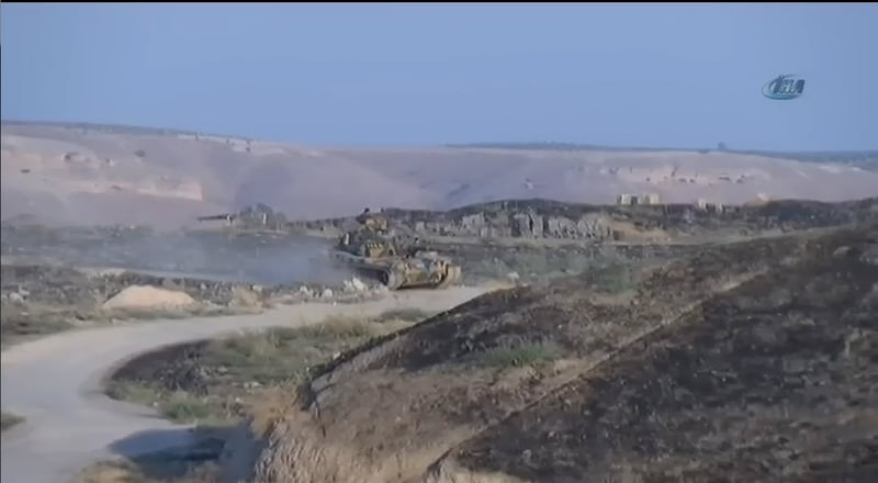 Türk tankını gören DAEŞ'liler böyle kaçtı