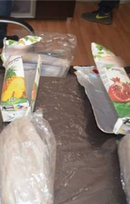 Meyve suyu kutularından eroin çıktı