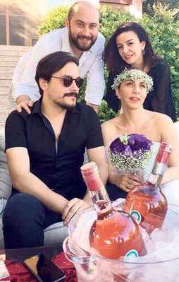 Sertab Erener Emre Kula ile evlendi