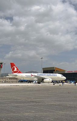 İki havalimanının ismi değişti