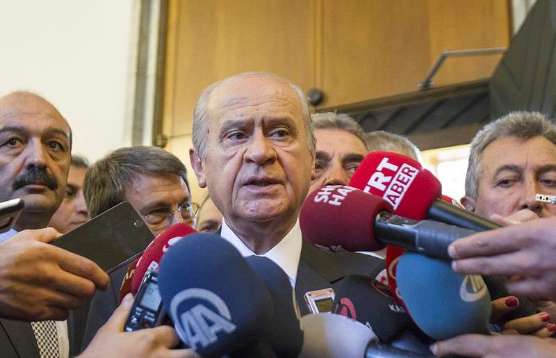 Bahçeli: İkisi de çekik gözlü fark eder mi?