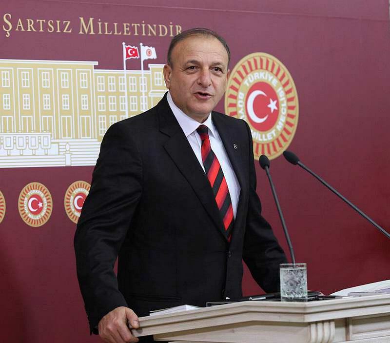 'Dinsiz' krizi büyüyor!