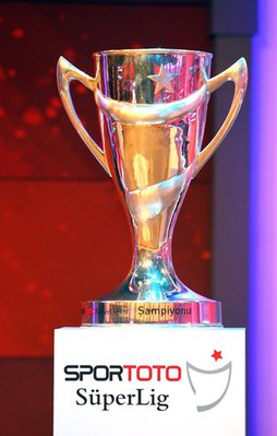 Süper Lig'de derbi haftaları belli oldu!