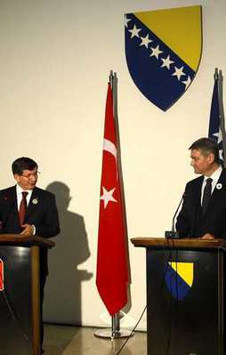 'Srebrenitsa'da insanlık vicdanı katledildi'