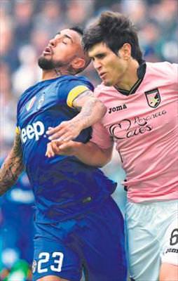 Trabzonspor'a tangocu stoper