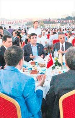 Ekonomiyi bırakmayız