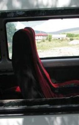 PKK minibüsü taradı: 1 ölü 2 yaralı!