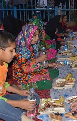 TİKA Afganistan'da yetimlere iftar verdi