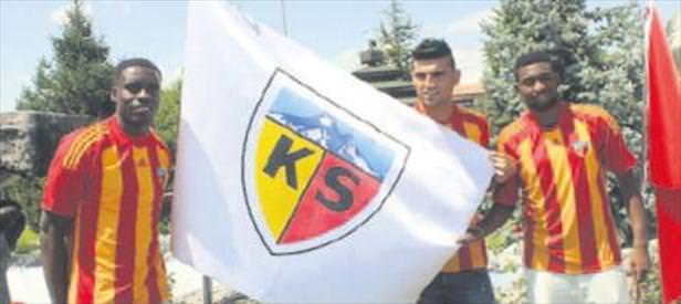 Karabük’ten 3 oyuncuyu Kayserispor kaptı