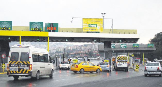 Köprü ve otoyollar ücretsiz olacak