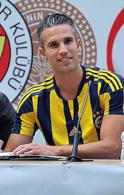Van Persie resmen F.Bahçe'de!