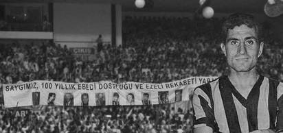 Türk futbolcu Lefter Küçükandonyadis, bugün vefat etti.