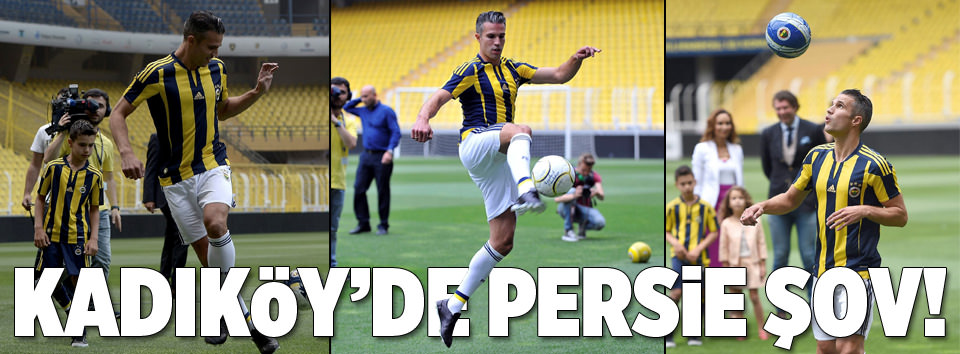 Van Persie formayı giydi imzayı attı!