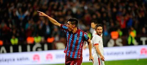 Oscar Cardozo seferberliği!