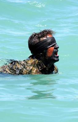 Türk komandolar nefes kesti!