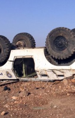 Polis panzeri devrildi: 2 yaralı