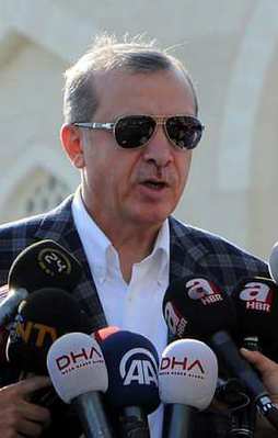 Erdoğan, 2 üniversiteye rektör atadı