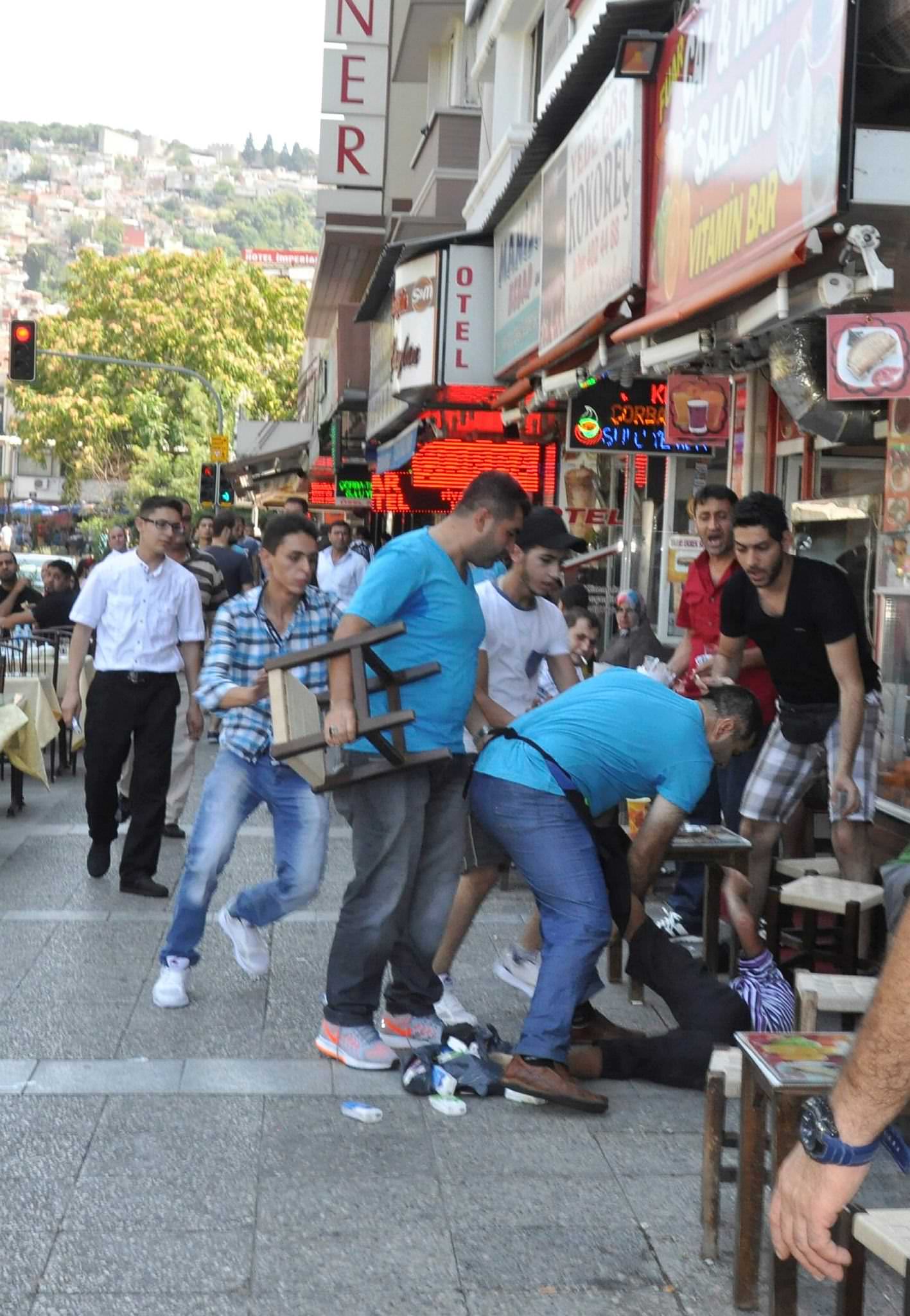 İzmir'de Suriyeli çocuğa dayak-1