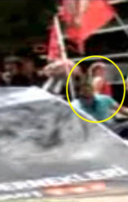 O iki kişi ölümden saniyelerle kurtuldu