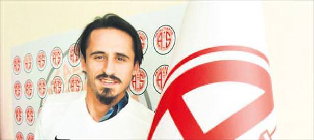 Antalya'nın son transferi Serdar Özkan