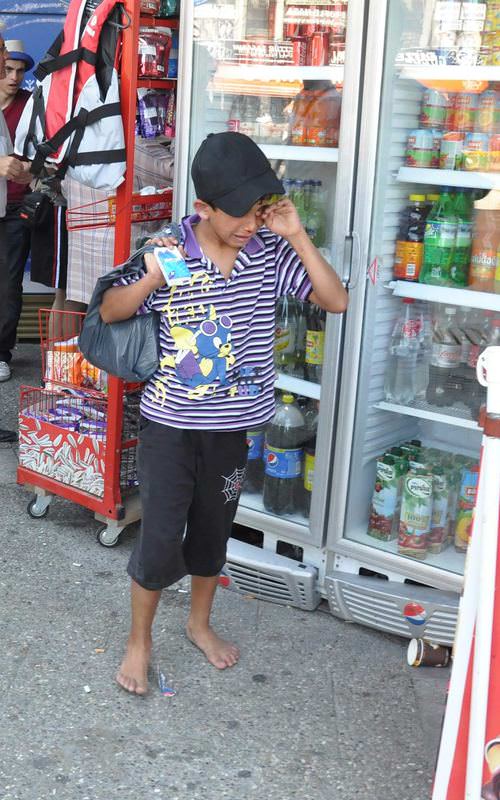 İzmir'de Suriyeli çocuğa dayak