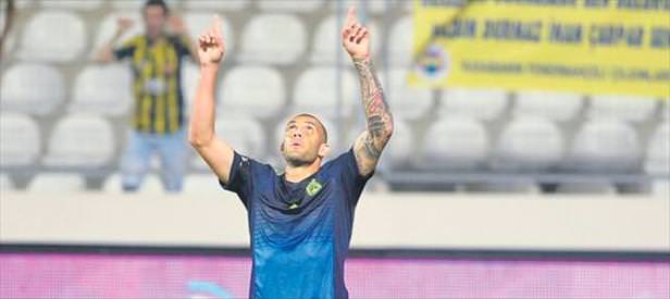 20 milyon Euro veren Fernandao'yu alır