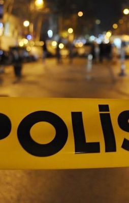 Hükümet konağına bombalı saldırı