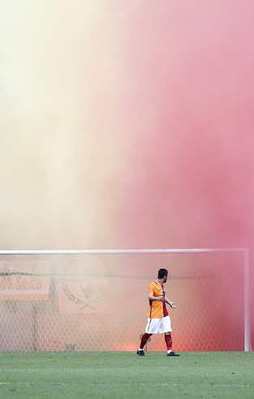 G.Saray maçında olaylar çıktı! Maç iptal oldu