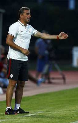 "G.Saray taraftarına yakışan bir şey değil"