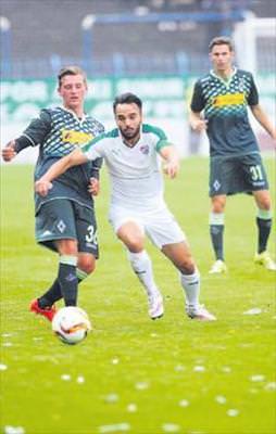 Bursaspor : 2 M'gladbach: 2