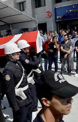 Şehit polise son görev