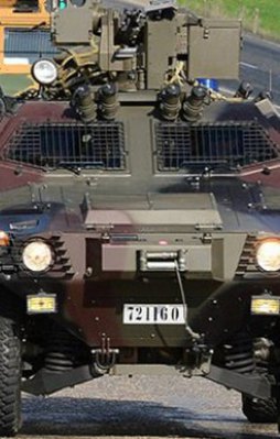 Askeri araca hain saldırı!