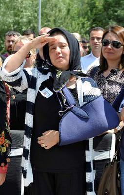 "Eşim bana siper oldu"