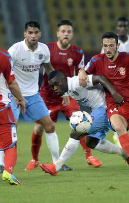 Tur Trabzon'a kaldı