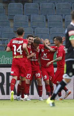 Rubin Kazan, Gökdeniz ile güldü