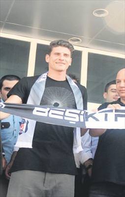 Siyah-beyaz benim hayatım