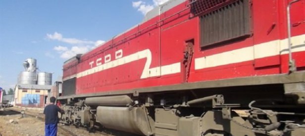 Van’da 20 kişiyi taşıyan trene bombalı saldırı!