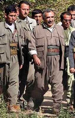 Hava operasyonları PKK'yı 3'e böldü