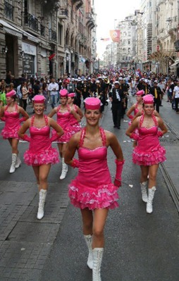 CHP'li belediyeden tepki çeken festival