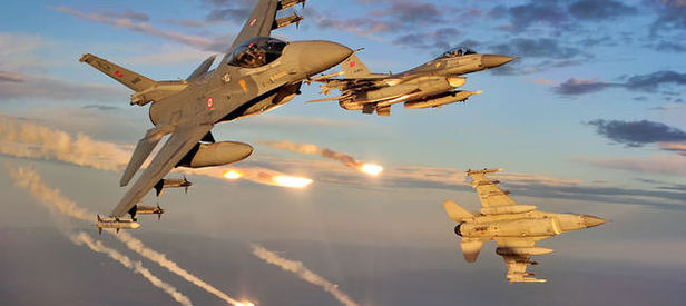 F-16’lar PKK kamplarına bomba yağdırdı