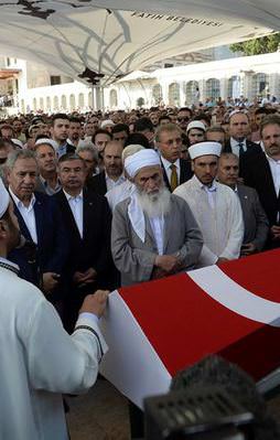 Bediüzzaman'ın talebesi son yolculuğuna uğurlandı