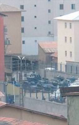 Motosikletli hainler...