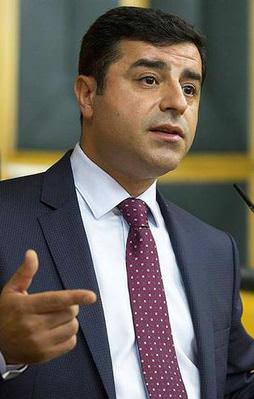 HDP: Demirtaş PKK'ya kirli demedi