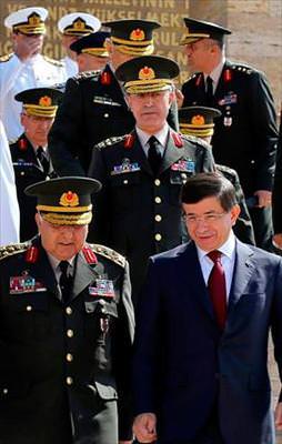 YAŞ'ta Paralel'e Balyoz