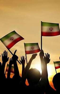 Batı medyasının yalanlarına İran'da katıldı