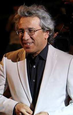 Emek hırsızı Can Dündar
