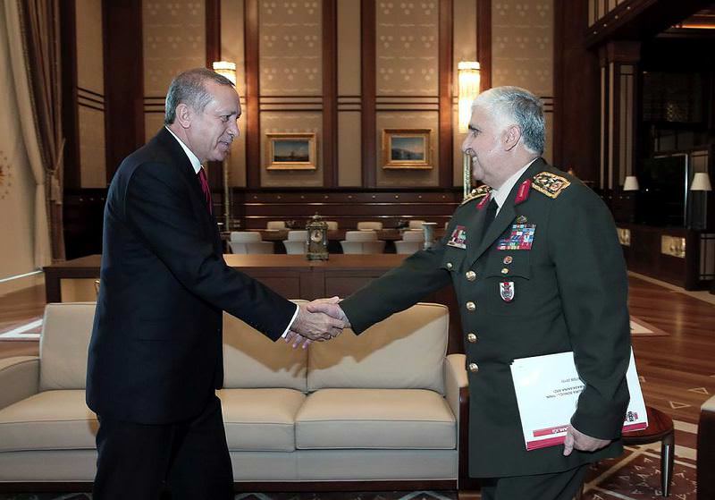 Özel'e şeref madalyası verilecek